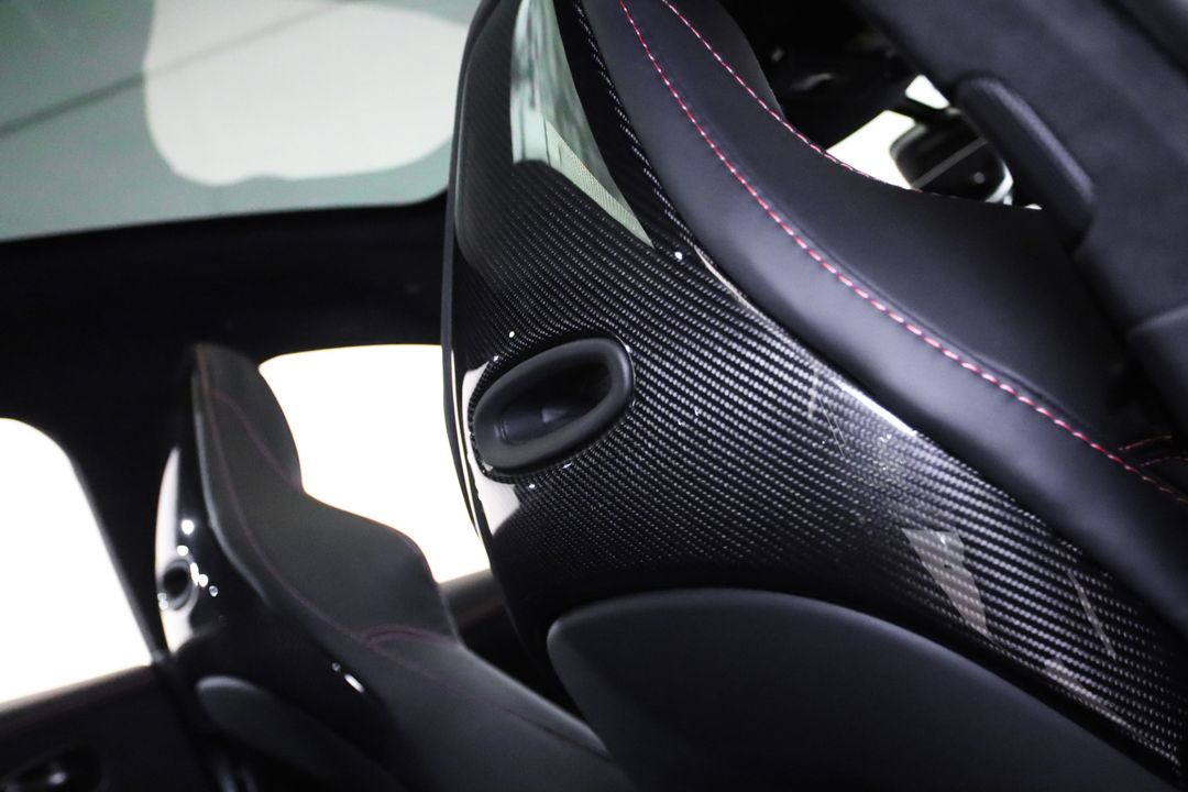2023 Aston Martin DBX