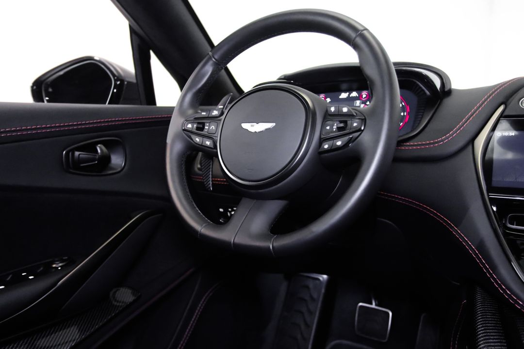 2023 Aston Martin DBX
