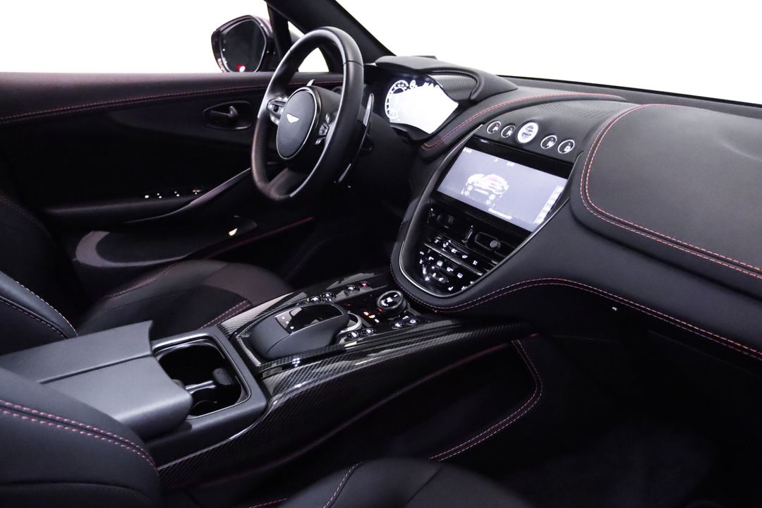 2023 Aston Martin DBX