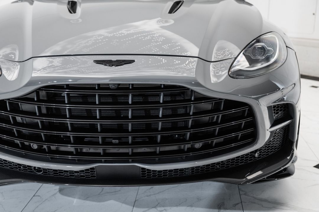 2023 Aston Martin DBX