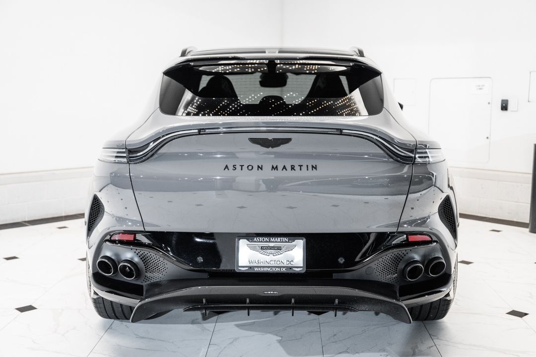 2023 Aston Martin DBX