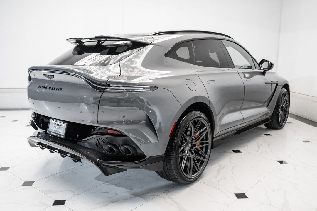 2023 Aston Martin DBX
