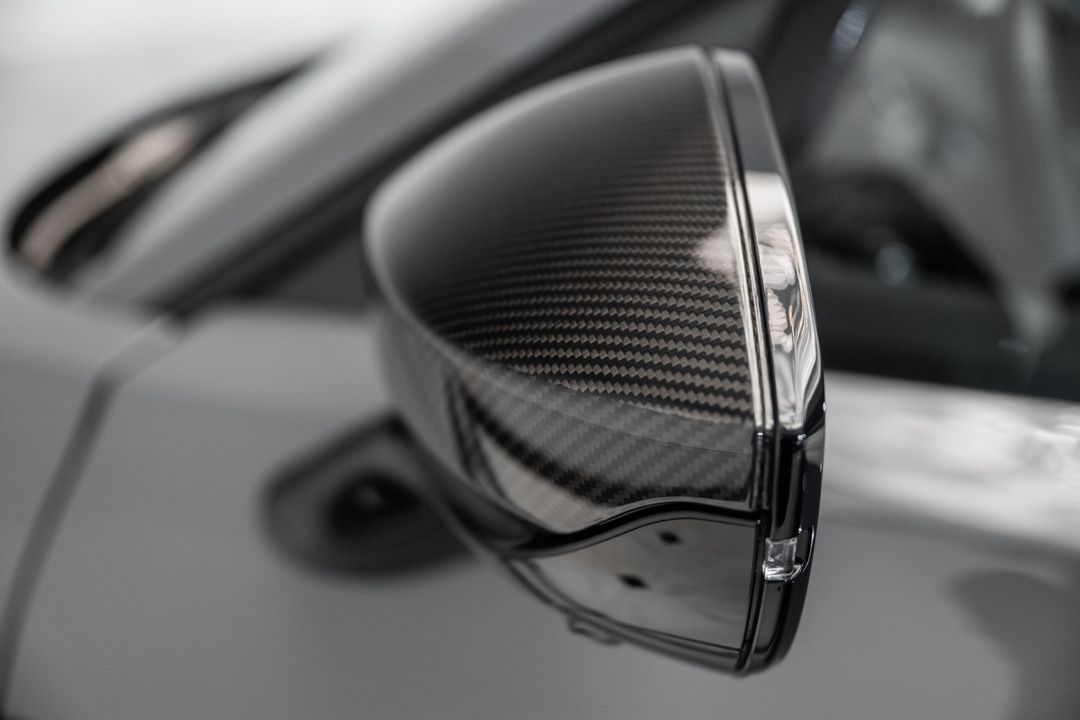 2023 Aston Martin DBX