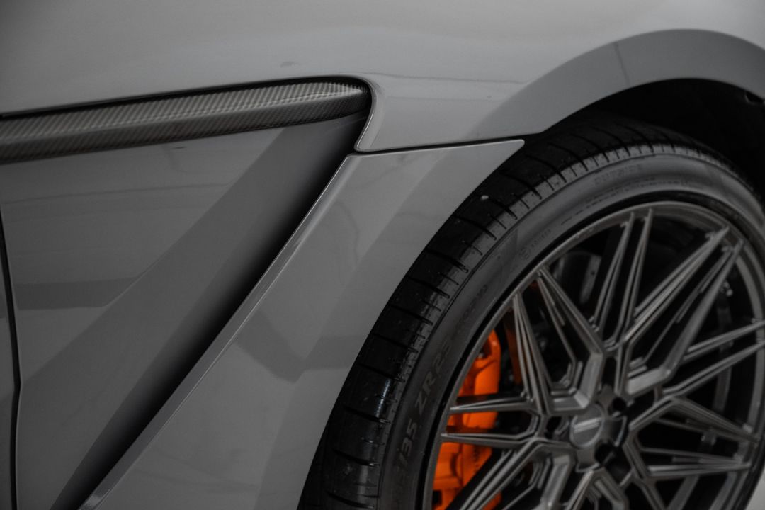 2023 Aston Martin DBX