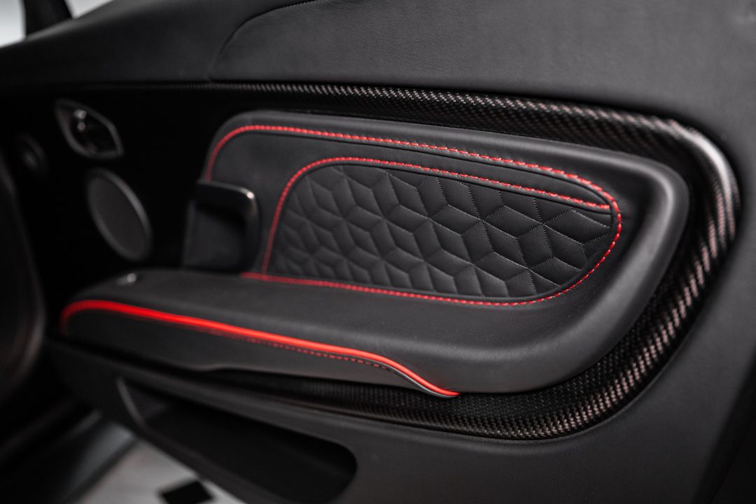 2023 Aston Martin DBS