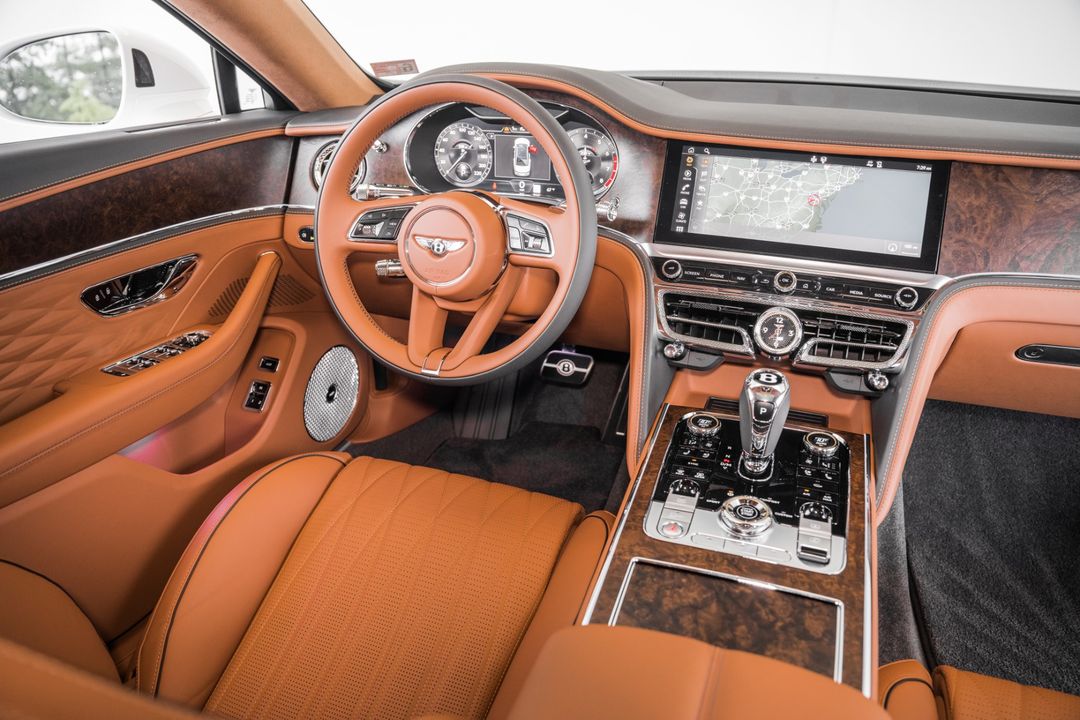2023 Bentley FLYING SPUR