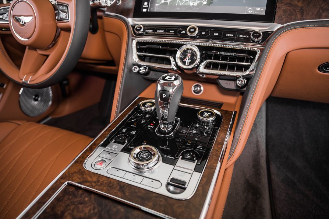 2023 Bentley FLYING SPUR