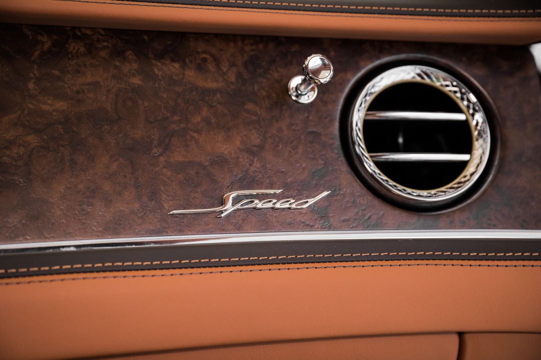 2023 Bentley FLYING SPUR
