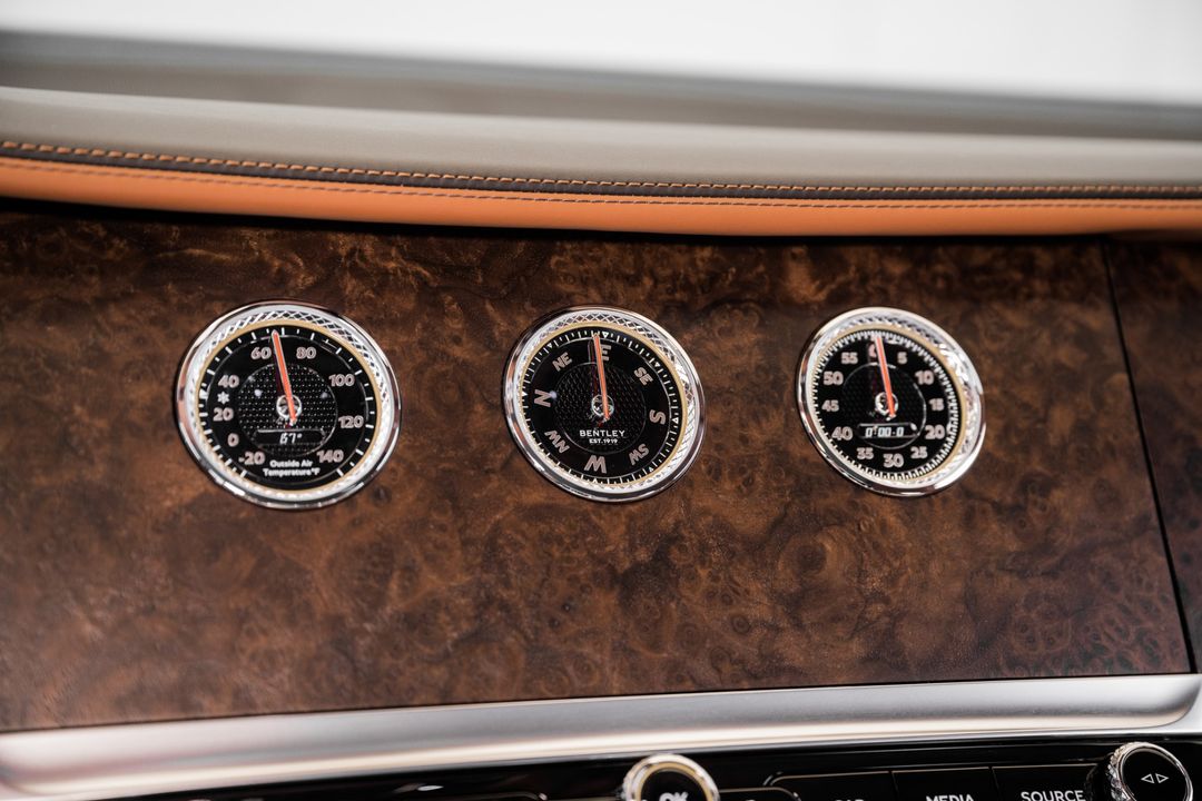 2023 Bentley FLYING SPUR