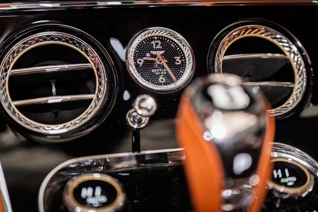 2023 Bentley CONTINENTAL GTC