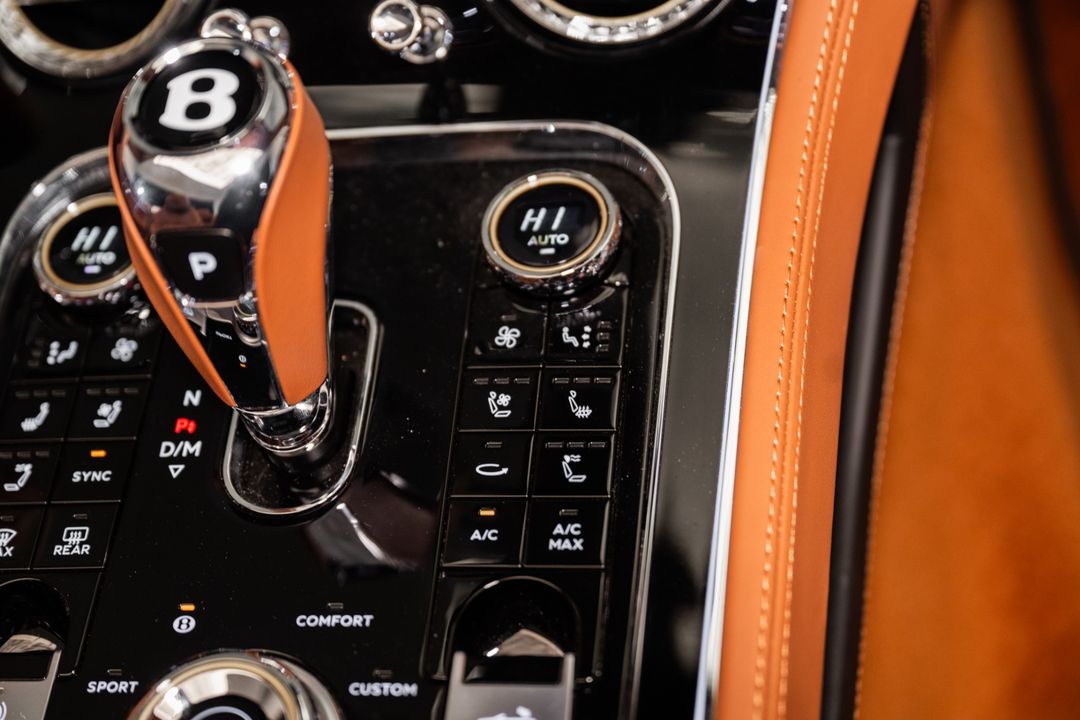 2023 Bentley CONTINENTAL GTC