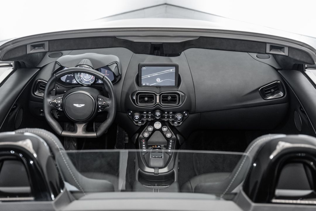 2023 Aston Martin Vantage