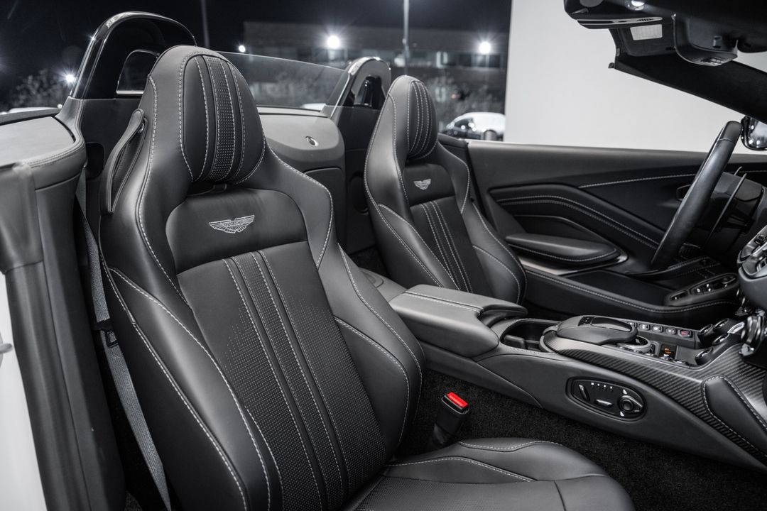 2023 Aston Martin Vantage