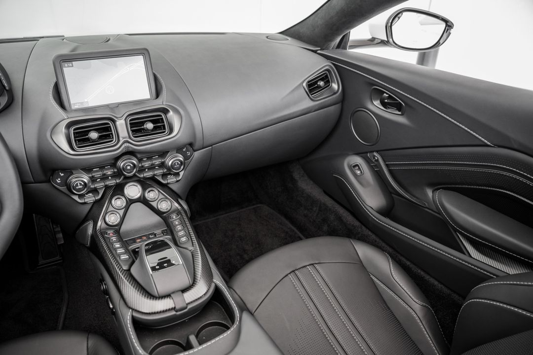 2023 Aston Martin Vantage