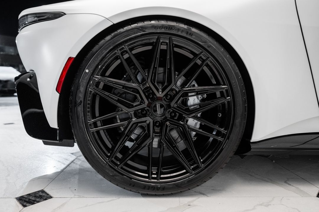 2023 Aston Martin Vantage
