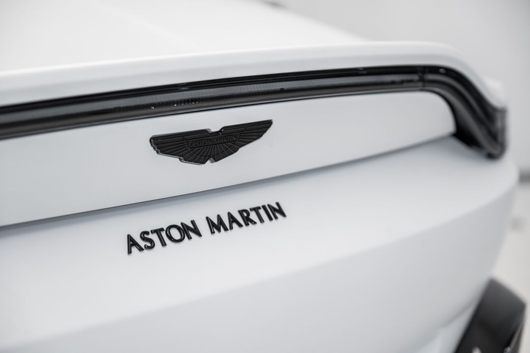 2023 Aston Martin Vantage