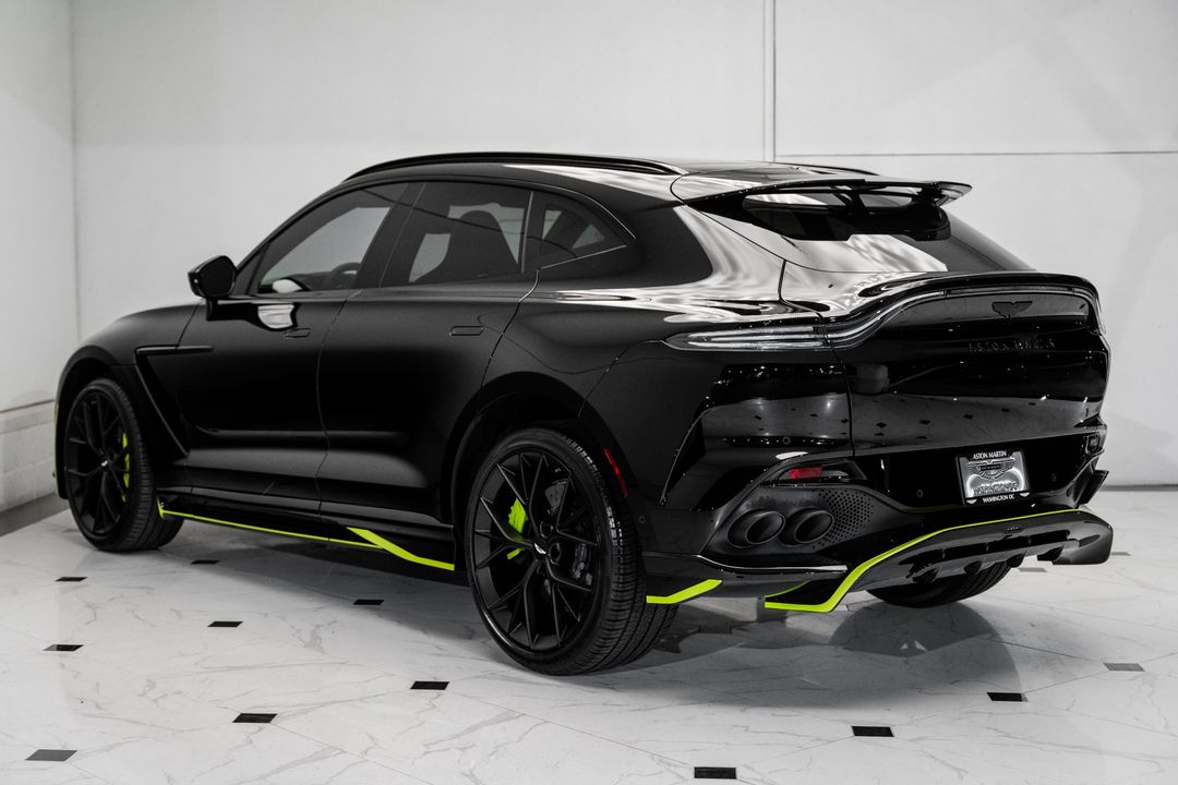 2024 Aston Martin DBX