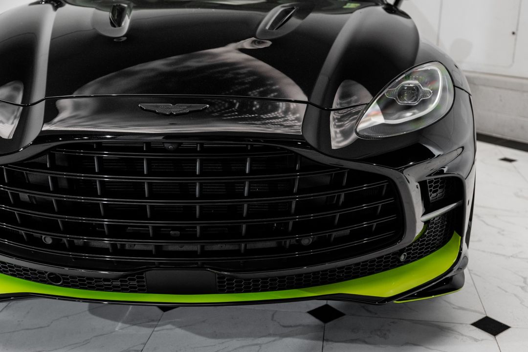 2024 Aston Martin DBX