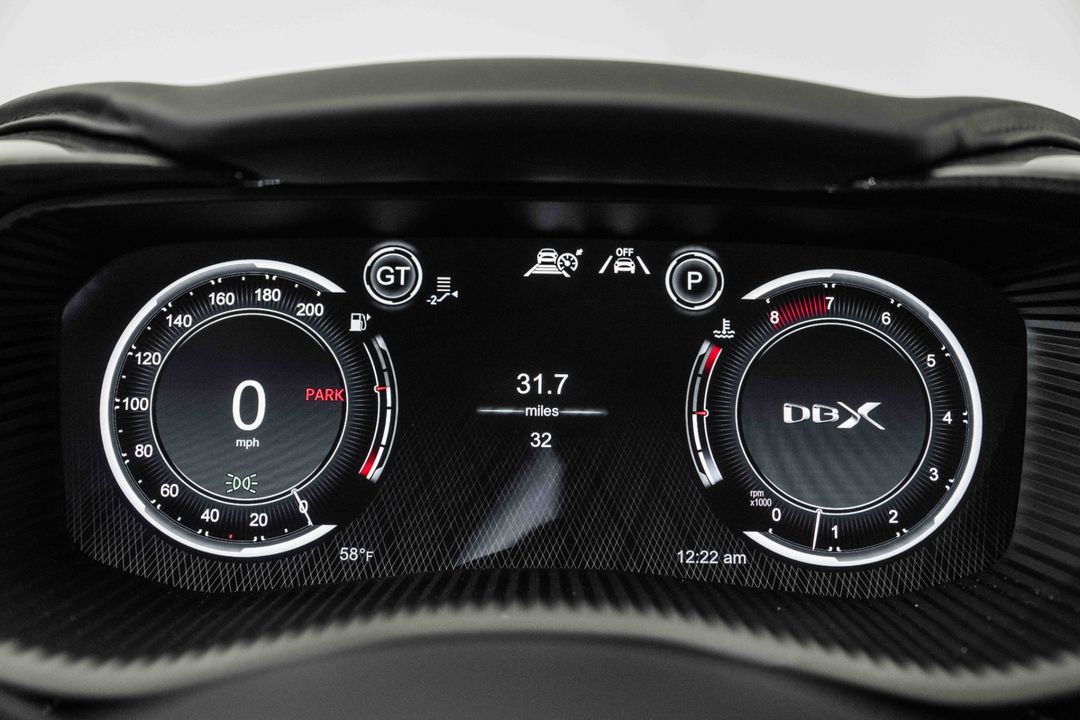 2024 Aston Martin DBX