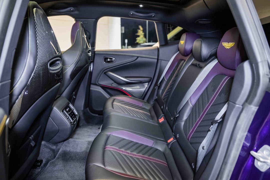 2024 Aston Martin DBX