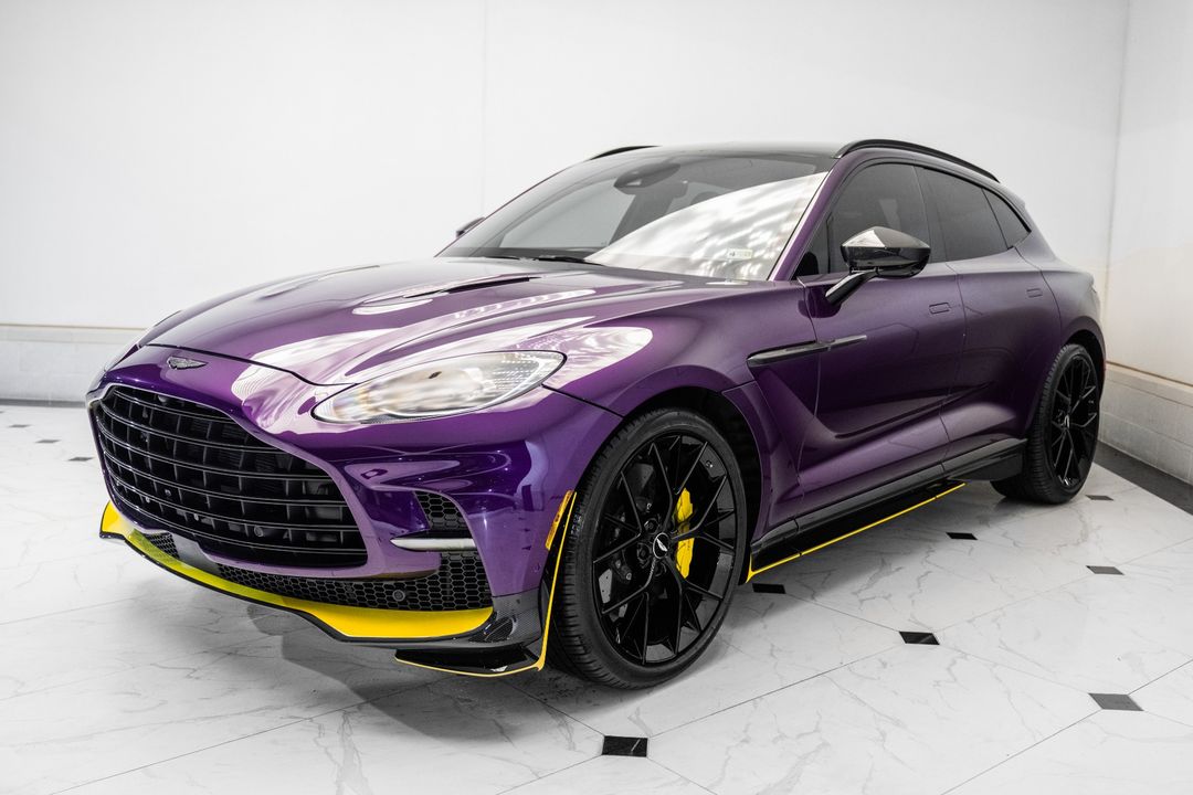 2024 Aston Martin DBX