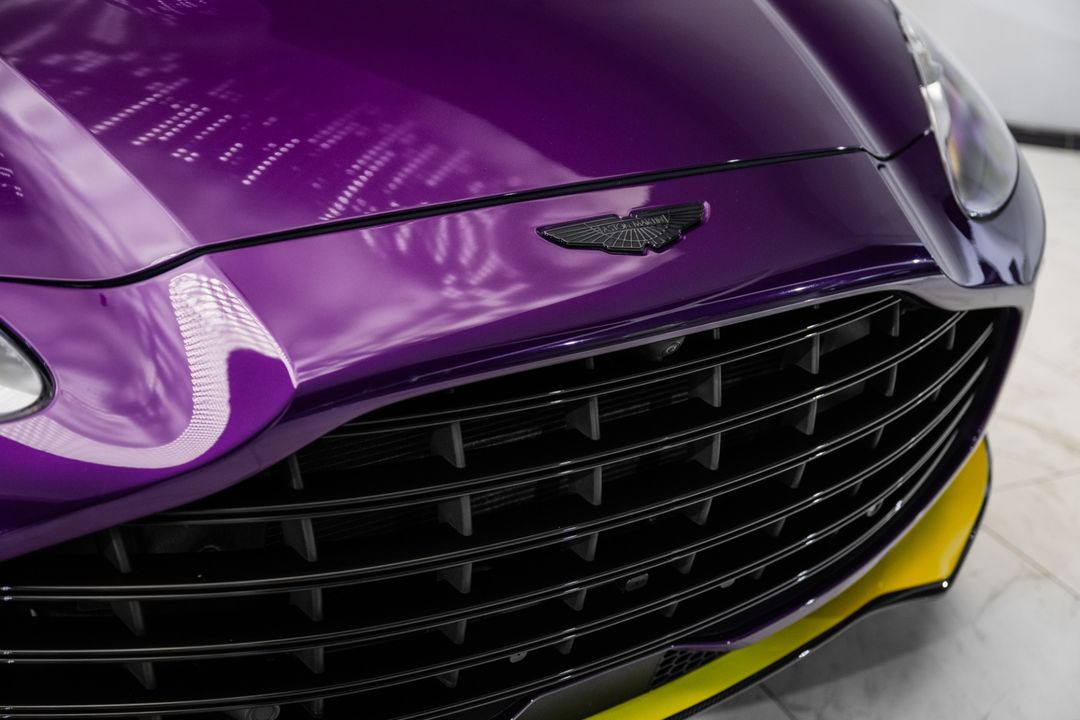 2024 Aston Martin DBX