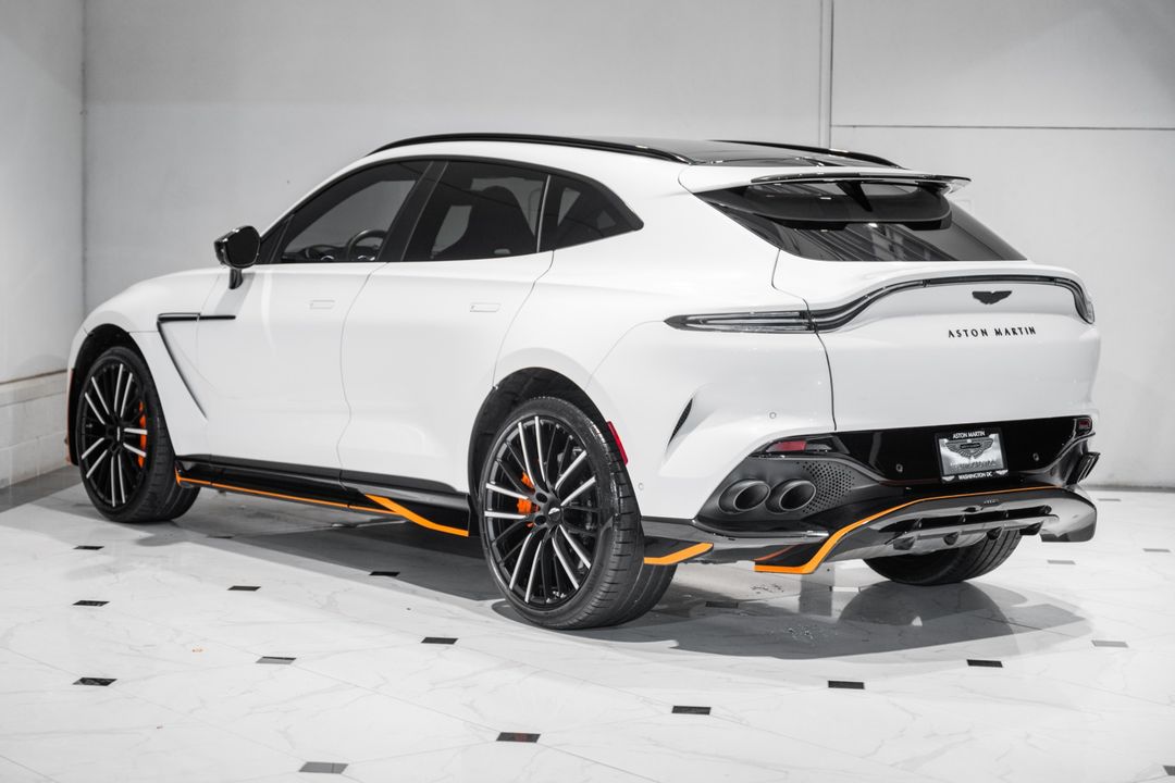 2023 Aston Martin DBX
