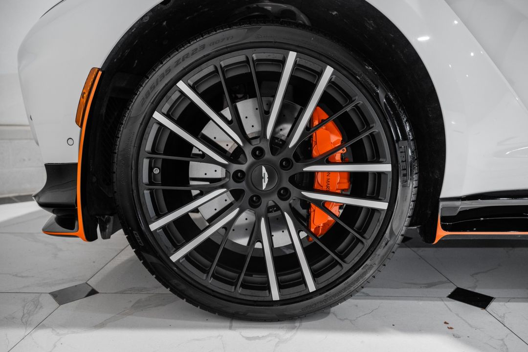 2023 Aston Martin DBX