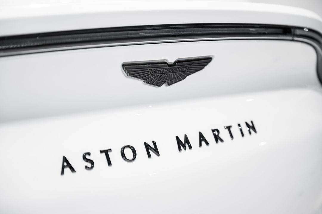 2023 Aston Martin DBX