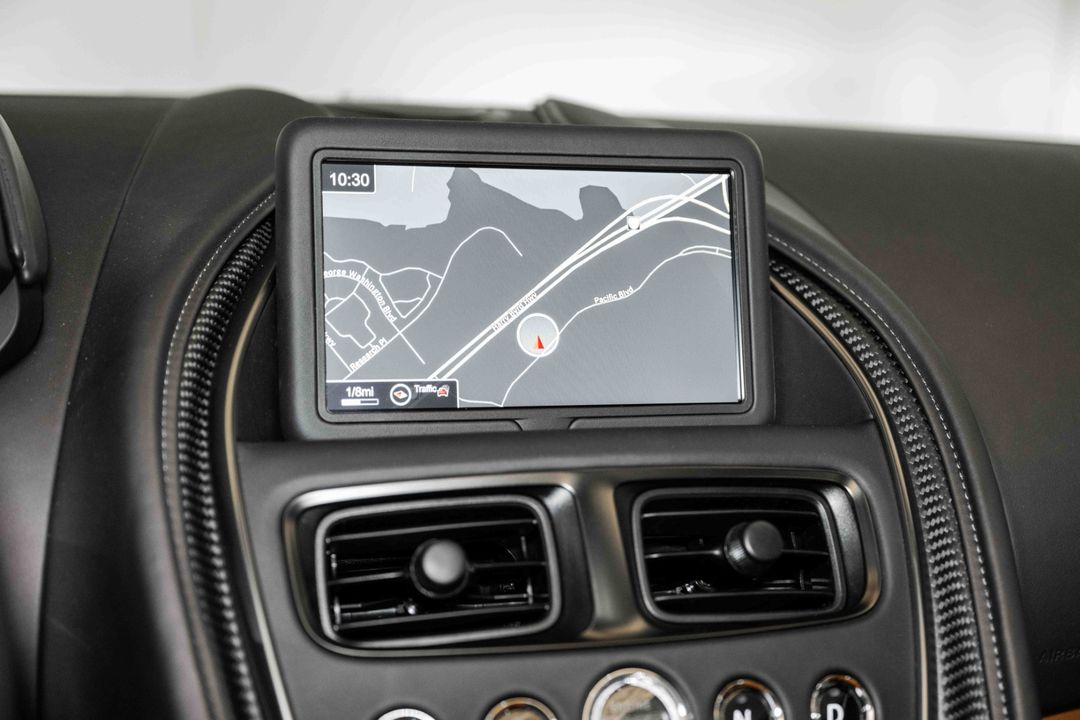 2023 Aston Martin DBS