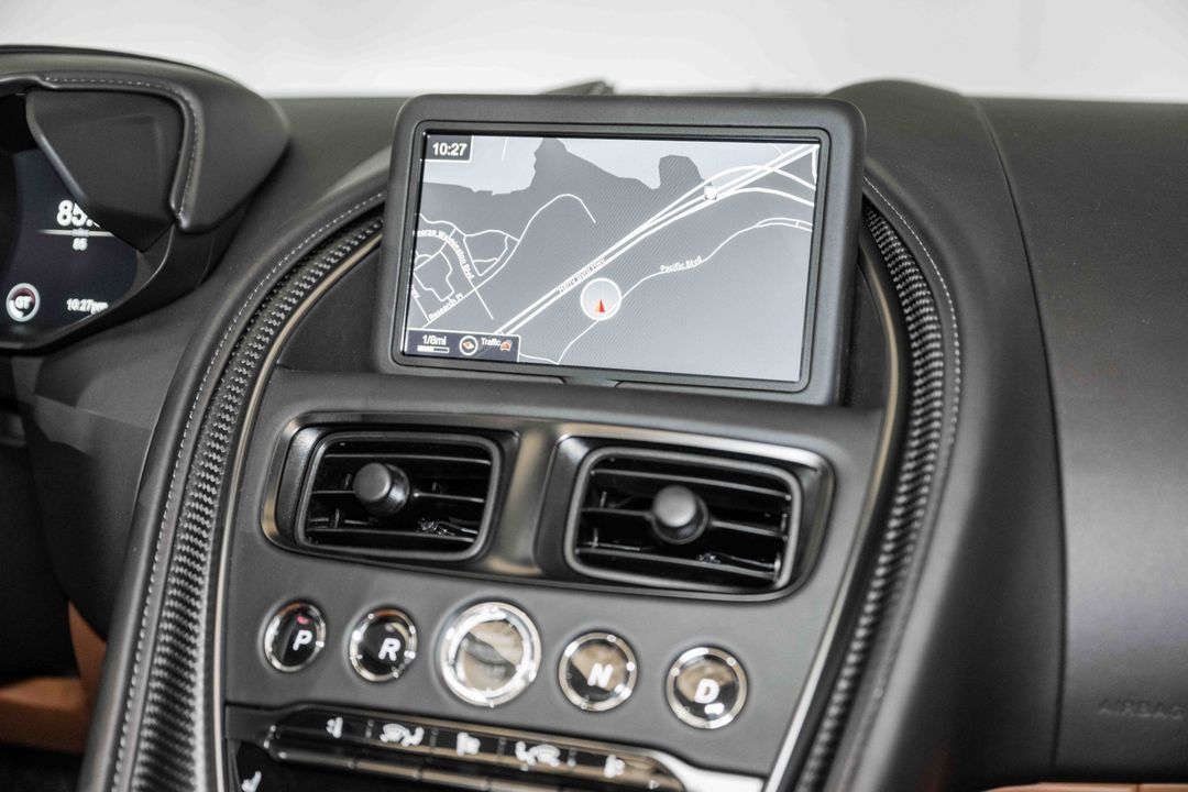 2023 Aston Martin DBS