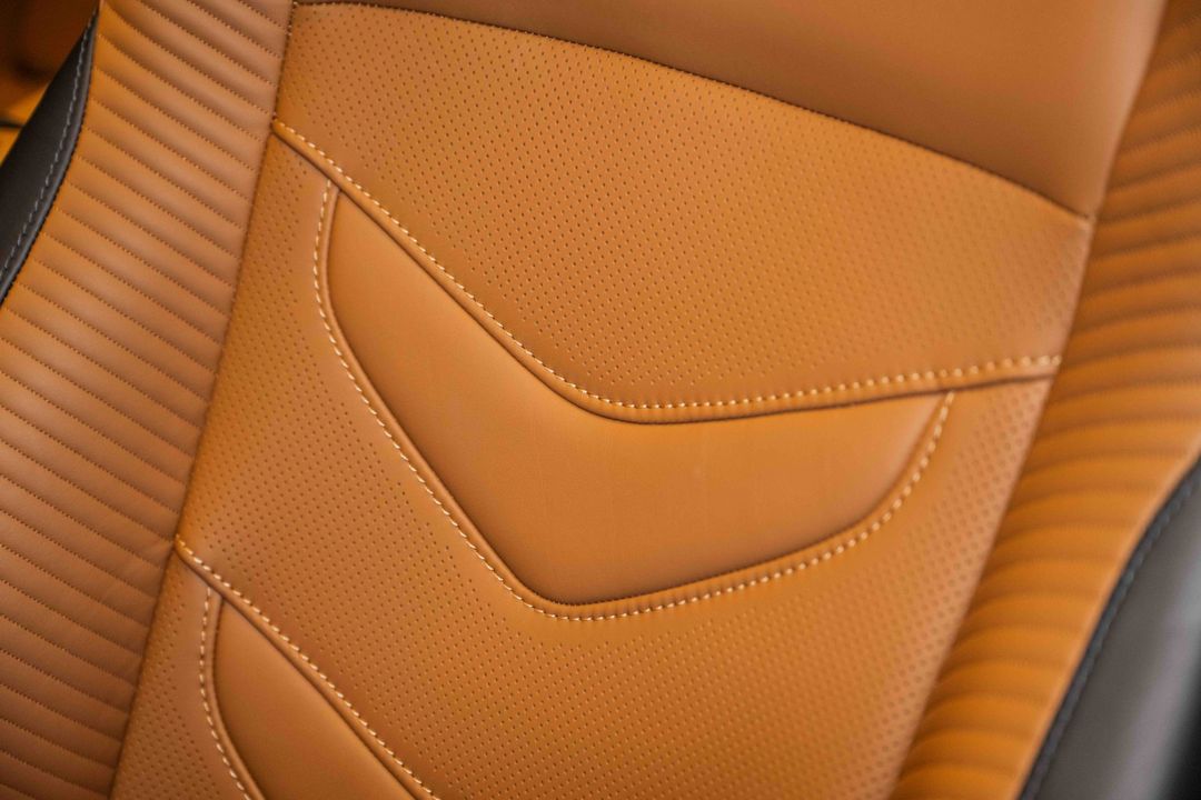 2023 Aston Martin DBS