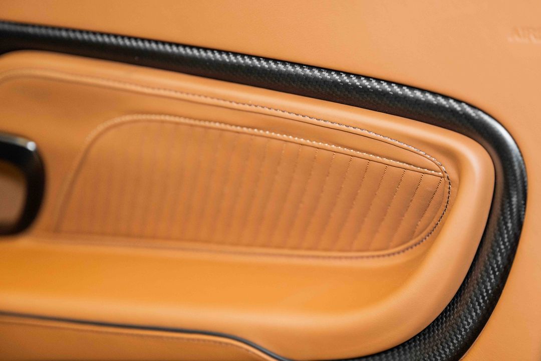 2023 Aston Martin DBS