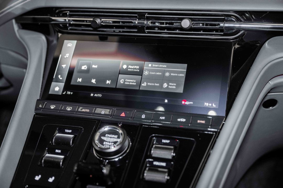 2024 Aston Martin DB12