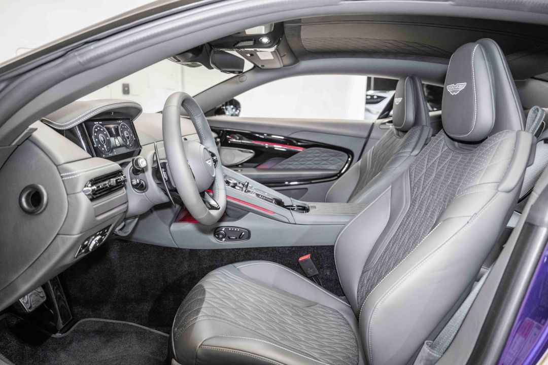 2024 Aston Martin DB12