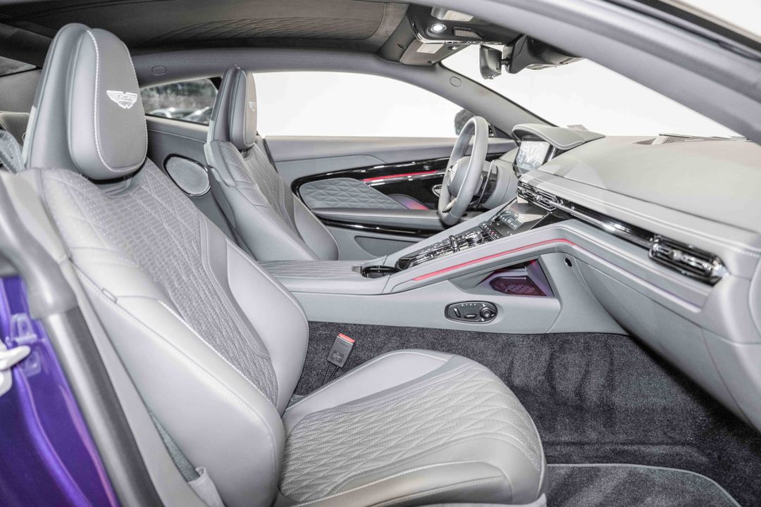 2024 Aston Martin DB12