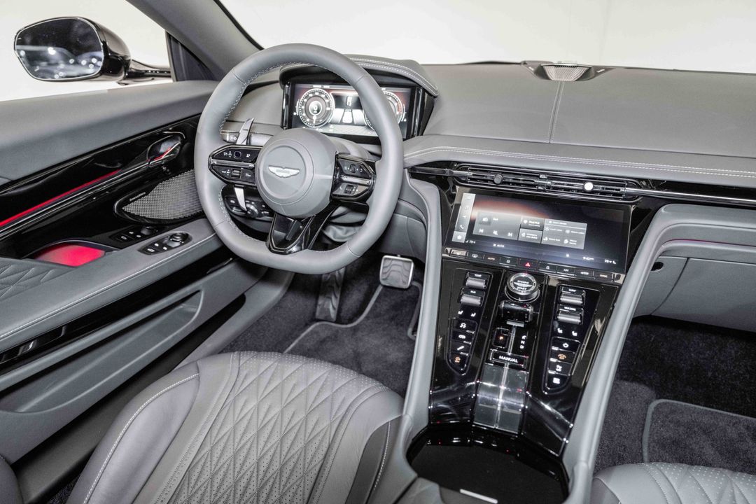 2024 Aston Martin DB12