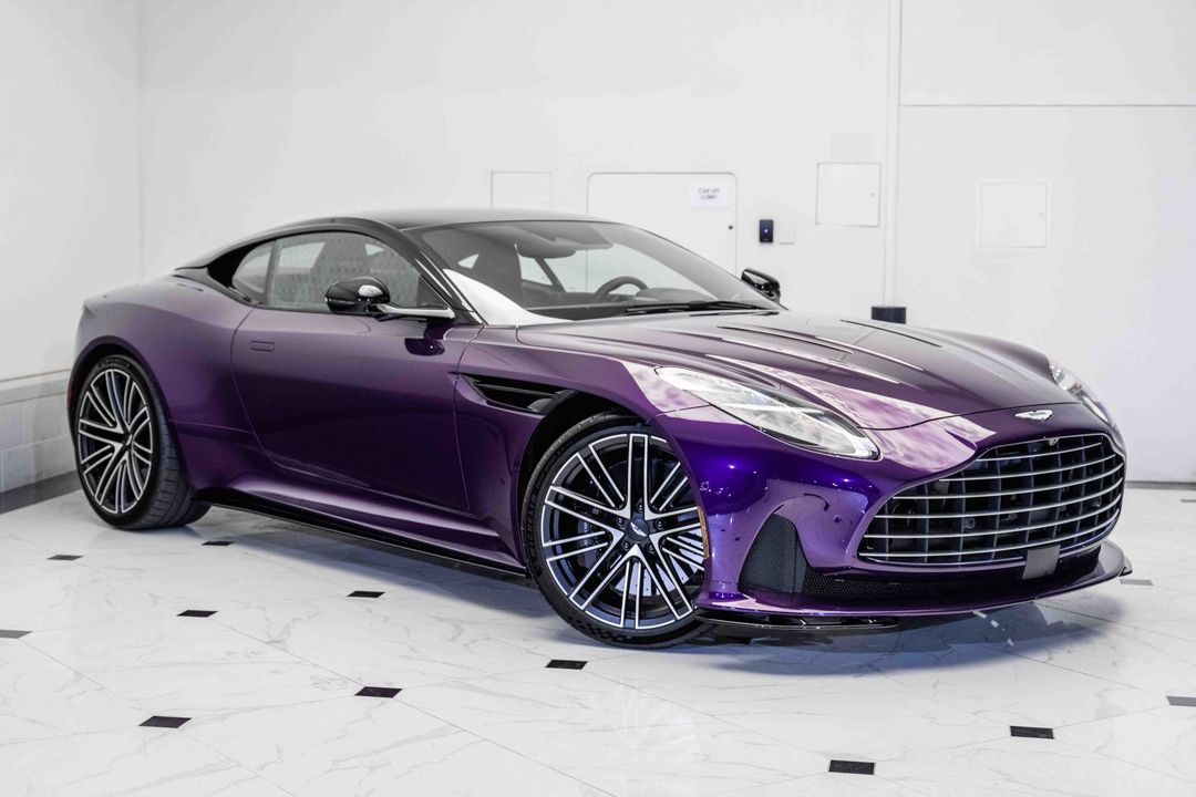 2024 Aston Martin DB12