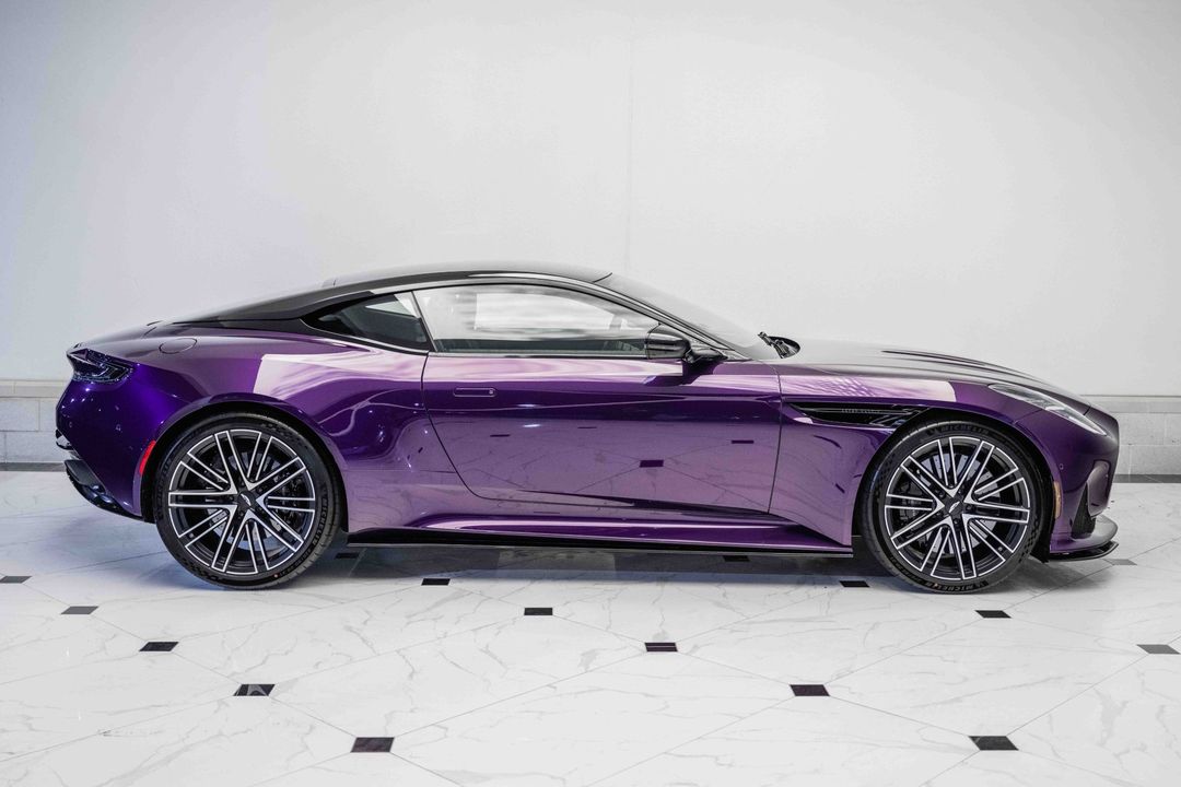 2024 Aston Martin DB12