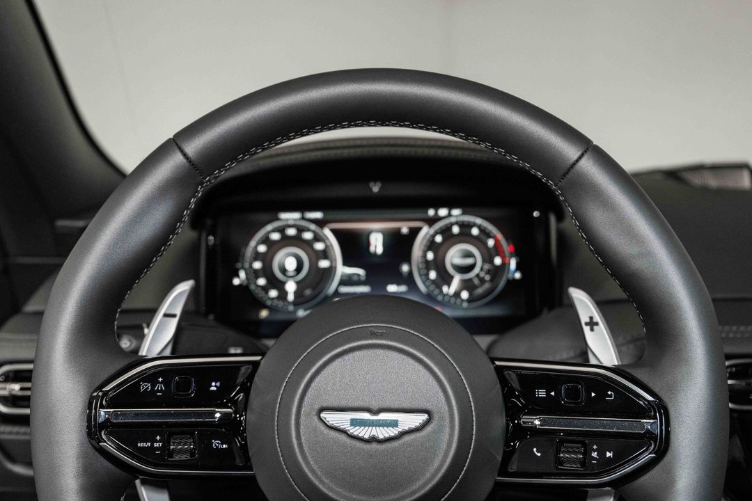 2024 Aston Martin DB12