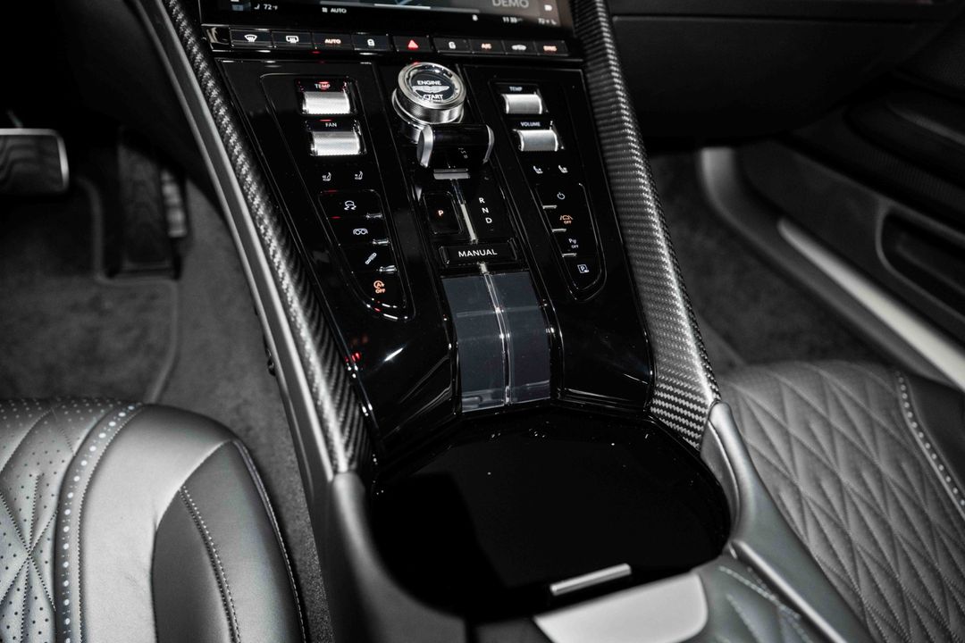 2024 Aston Martin DB12