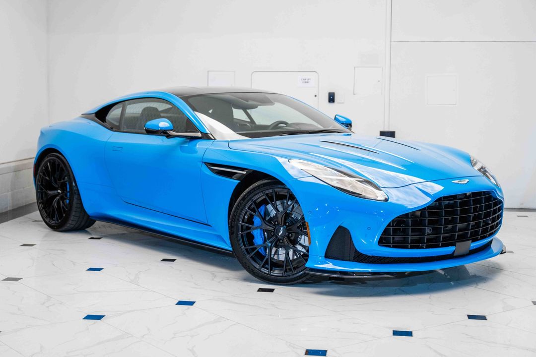 2024 Aston Martin DB12