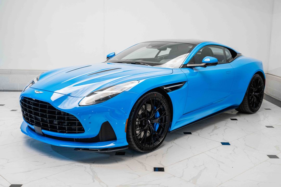 2024 Aston Martin DB12