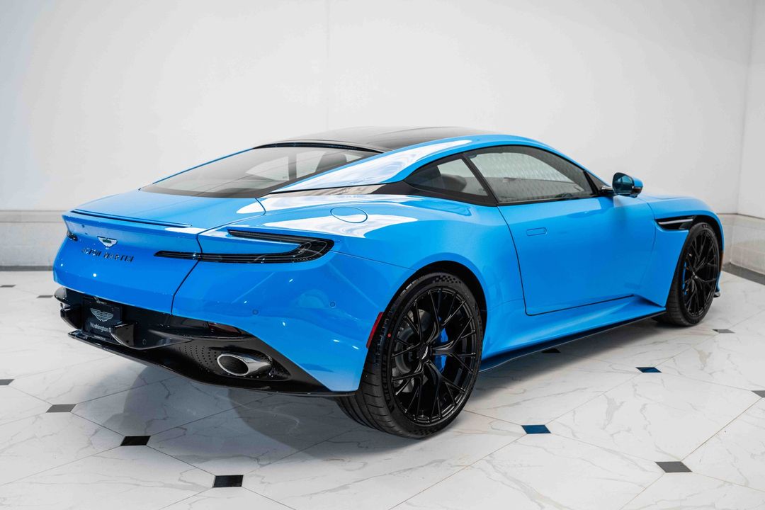 2024 Aston Martin DB12