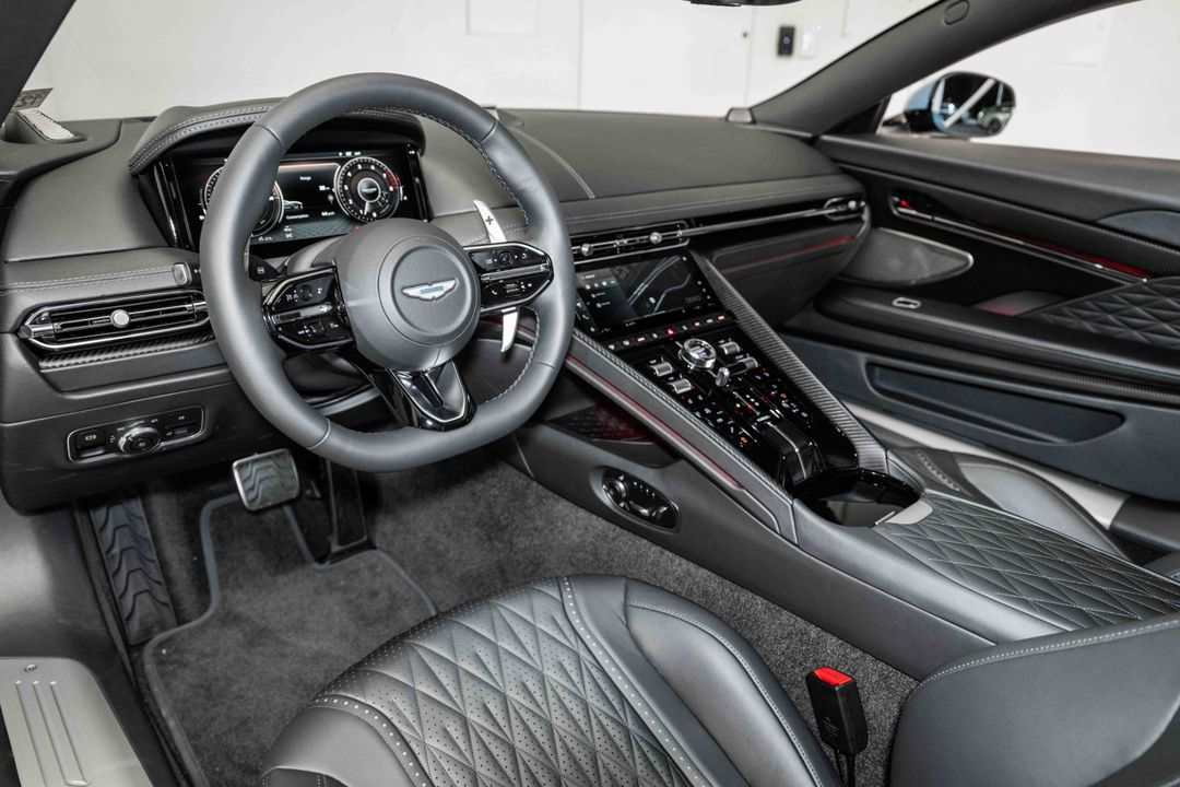 2024 Aston Martin DB12