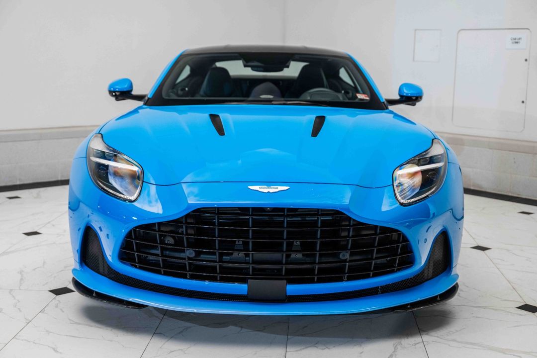 2024 Aston Martin DB12