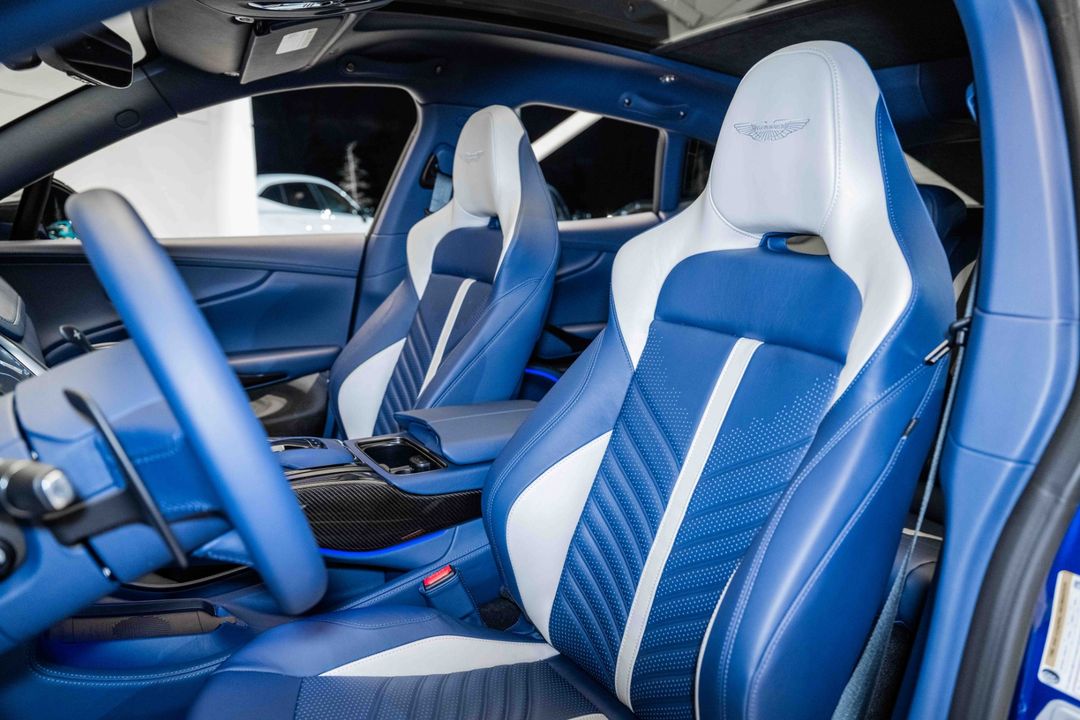 2024 Aston Martin DBX