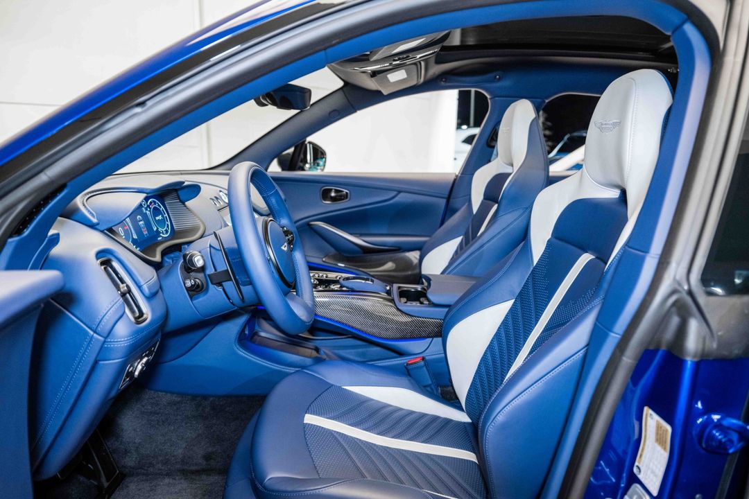 2024 Aston Martin DBX