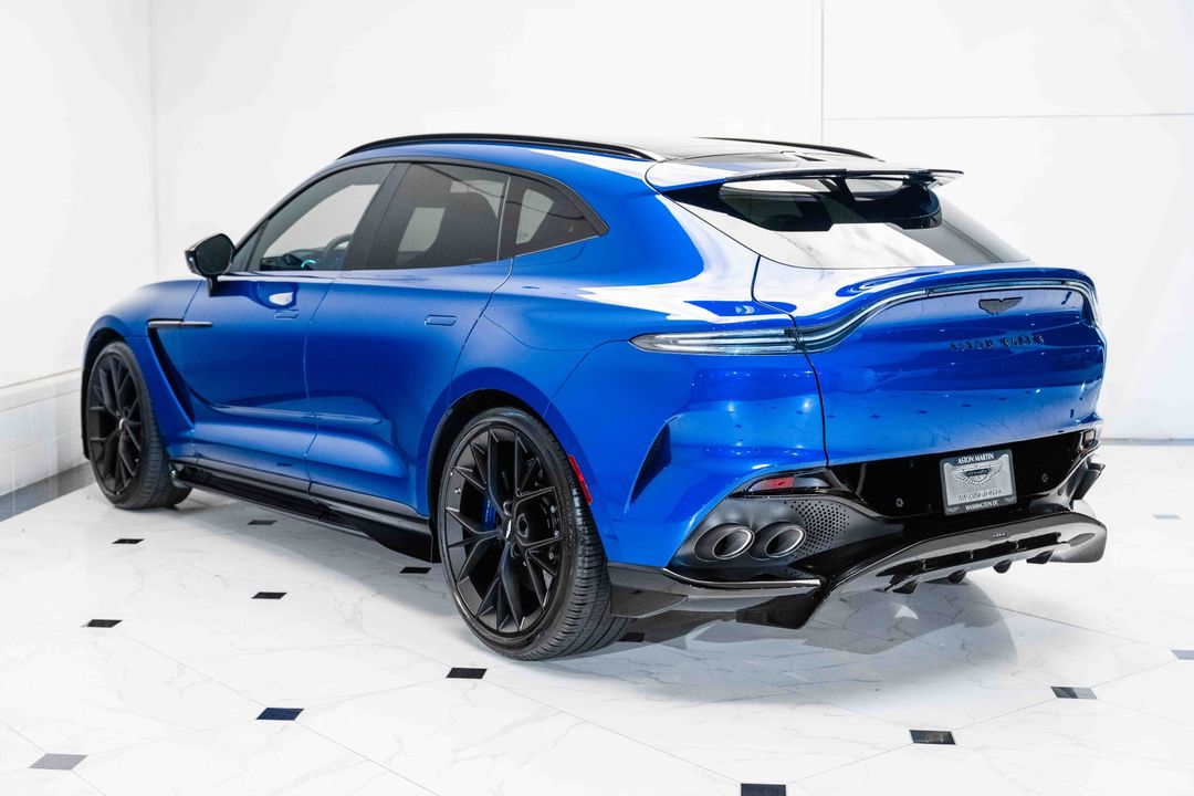 2024 Aston Martin DBX