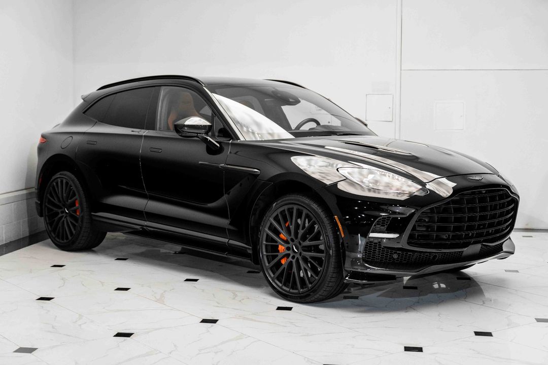 2023 Aston Martin DBX